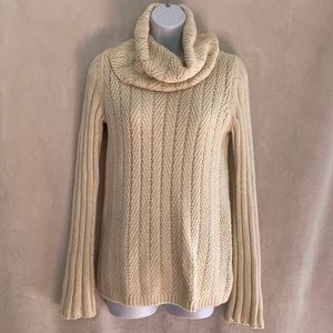 Gap cable knit cowl neck sweater size Small